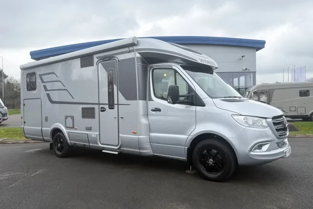 HYMER B-Class MasterLine Listing Image