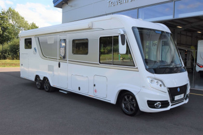 Front view of Knaus I 900 LEG parked outside Travelworld motorhomes showroom in Stafford