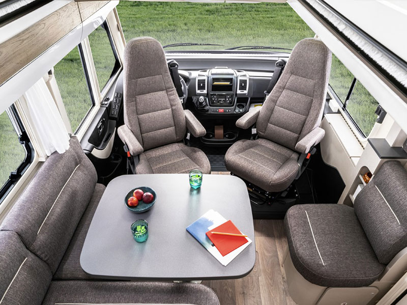 HYMER T-Class S 695 lounge Area and cockpit