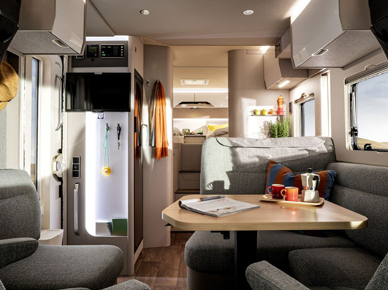 HYMER T-Class S 680 Interior