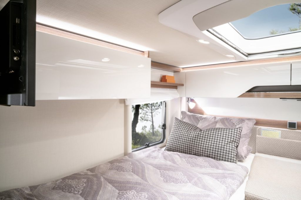 HYMER B-Class ModernComfort I 580 bedroom and overhead storage