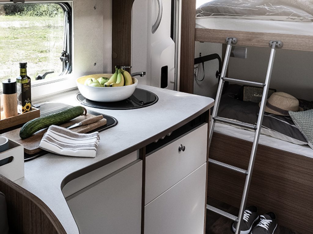 Carado OverCab 461 kitchen and bed bunk